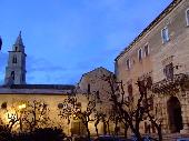 Cattedrale e Palazzo Ducale visto da Piazza La Corte
(foto: Michele Guida)
